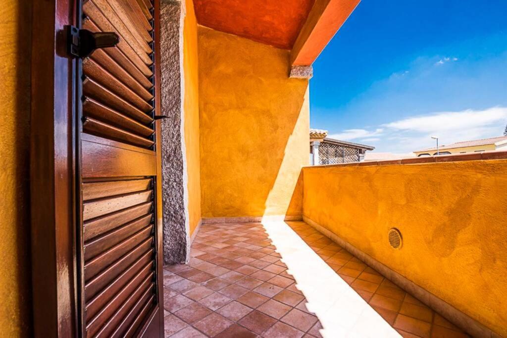 Villa Molly San Teodoro  Exteriör bild