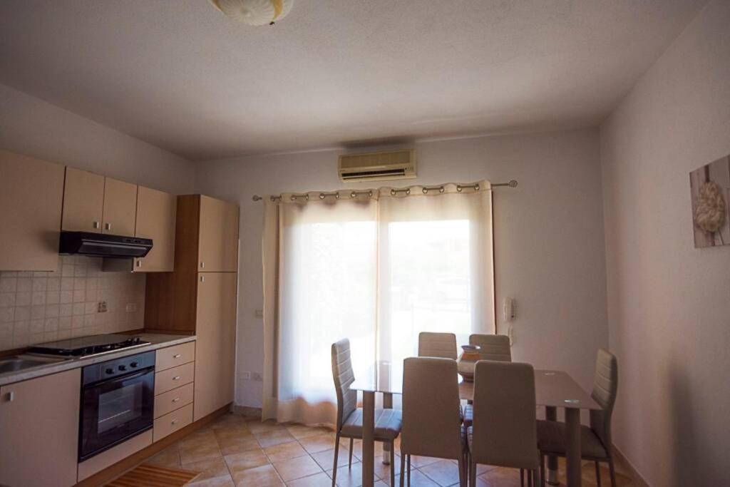 Villa Molly San Teodoro  Exteriör bild